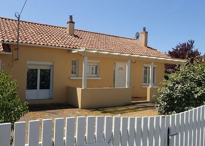 Maison Bord De Mer
