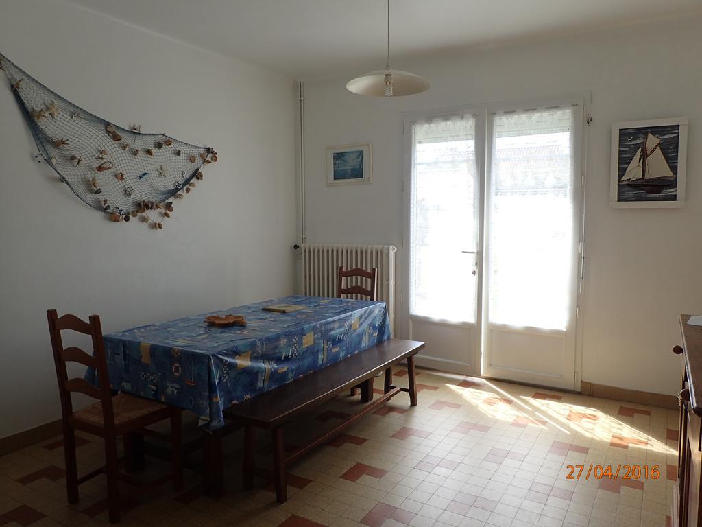 Holiday home Maison Bord De